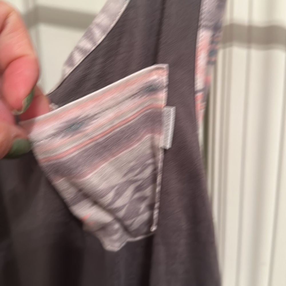 EUC Rip Curl Racer Back Tank - Picture 2 of 3